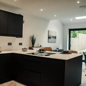 https://bv-luxury-3-bedroom-townhouse-at-bed-cliff-oaks.yorkshirehotels.net