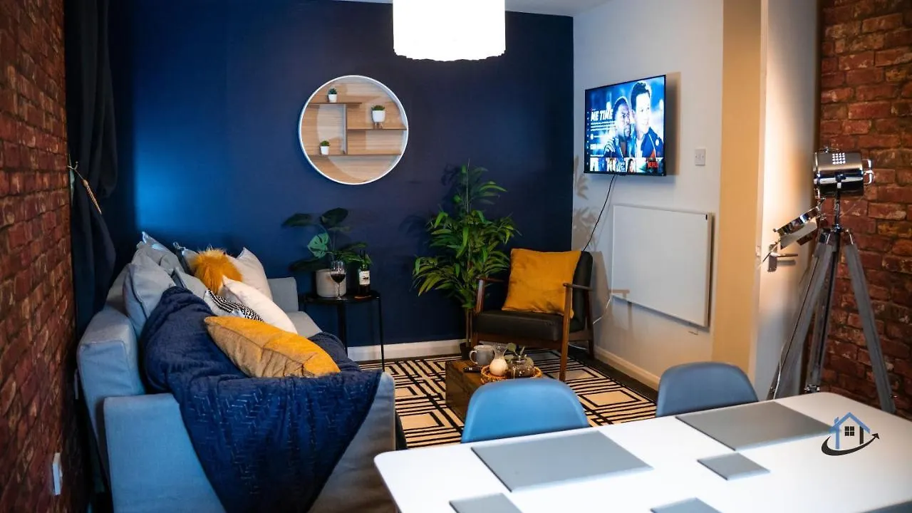 Flat 1 - King Bed, Parking, Workspace, Wi-Fi, Corporates Nottingham